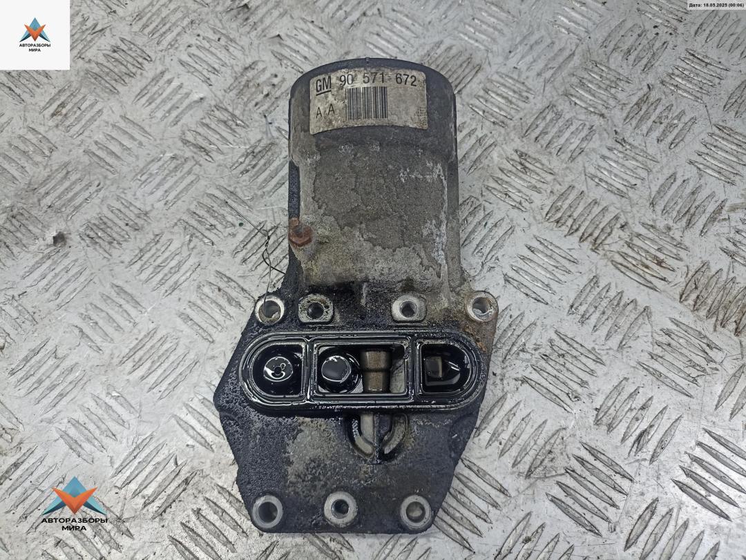корпус масляного фильтра Opel Astra G 2004, 2.0 л., дизель, АКПП, универсал, 90571672 - фото №1
