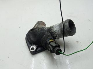 фланец (тройник) системы охлаждения Honda FR-V 2005, 2.2 л., дизель, МКПП, чёрный, минивэн