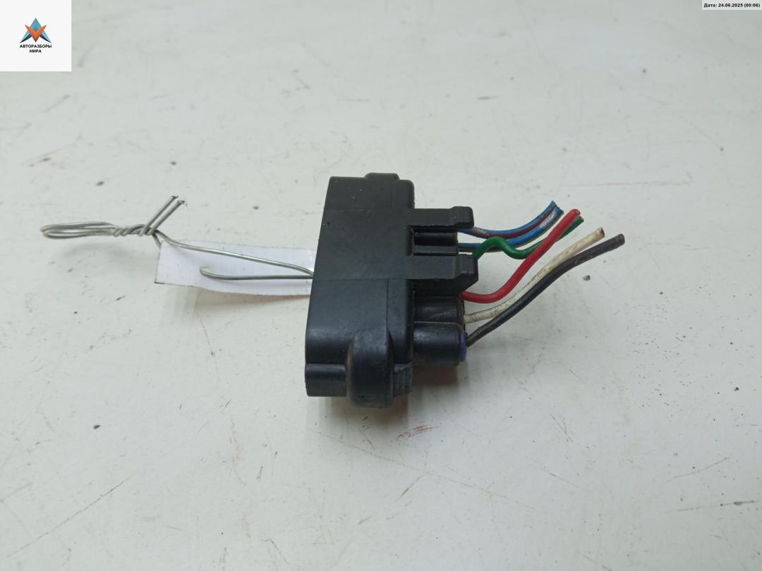 разъем (фишка) проводки Suzuki Grand Vitara 2 поколение 2007, 1.6 л., бензин, МКПП, серый, внедорожник 3 дв. - фото №1