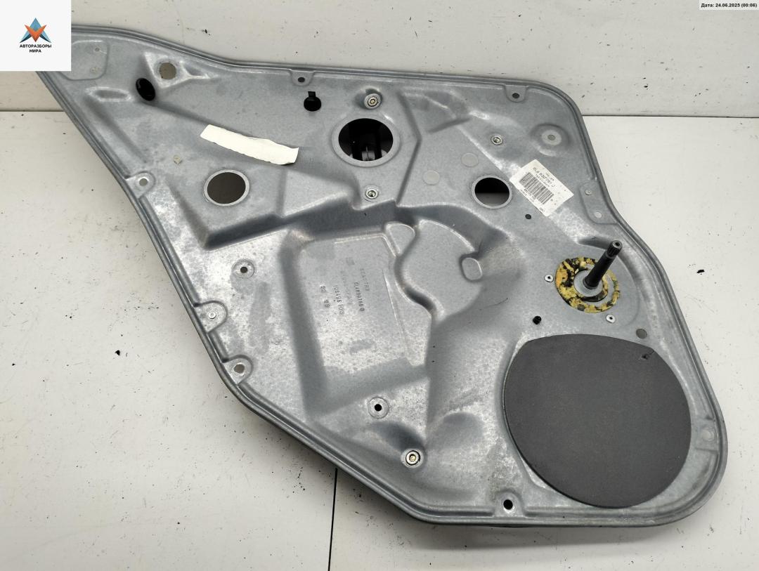 стеклоподъемник задний левый SEAT Ibiza 3 поколение 2003, 1.2 л., бензин, МКПП, чёрный, хетчбэк 5 дв., 6L4839755D - фото №1