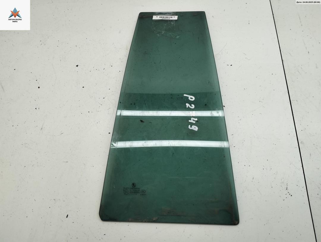 форточка задняя правая Skoda Octavia mk1 (A4 1U) 2004, 2.0 л., бензин, МКПП, серый, универсал, AS3 - фото №1