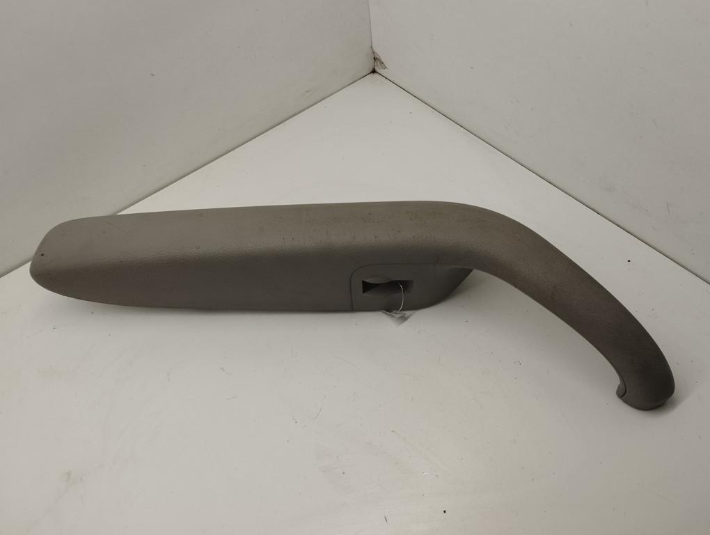 Корпус (держатель) ручки двери передней правой Audi A4 B7 2005, 2.0 л., бензин, МКПП, серый, универсал, 8E1867174A