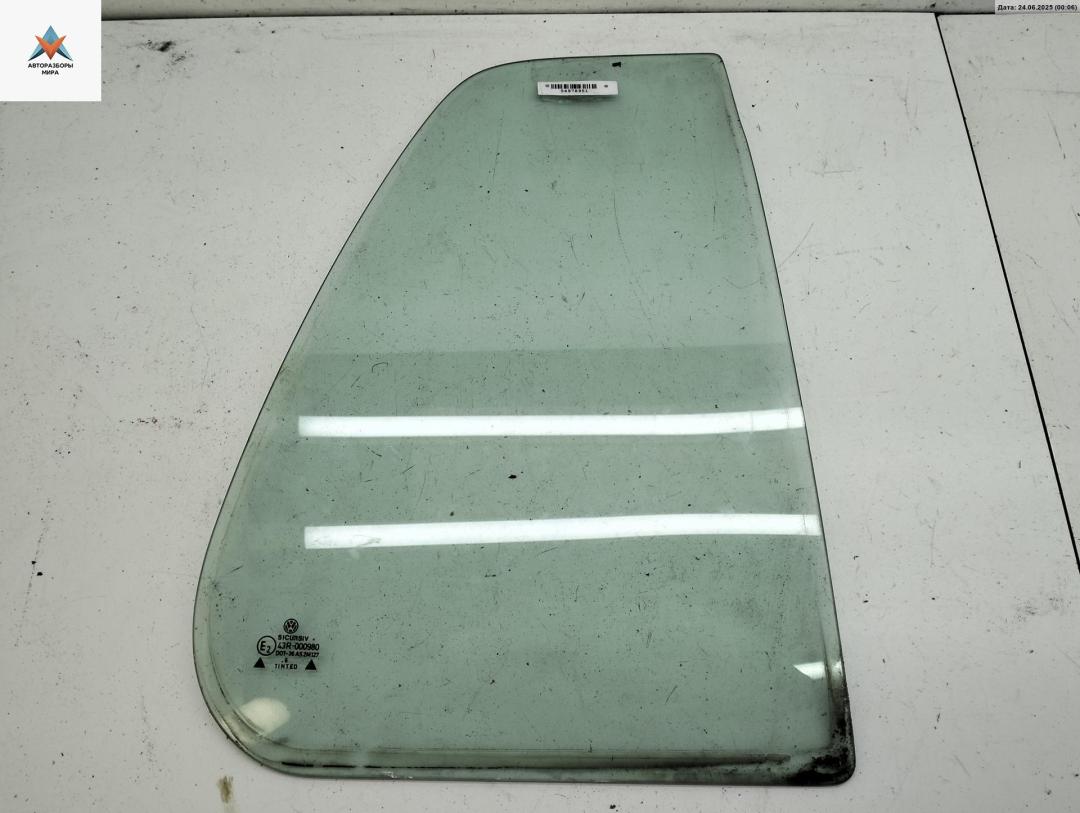 форточка задняя правая Volkswagen Golf 3 поколение 1996, 1.6 л., бензин, МКПП, синий, хетчбэк 5 дв. - фото №1