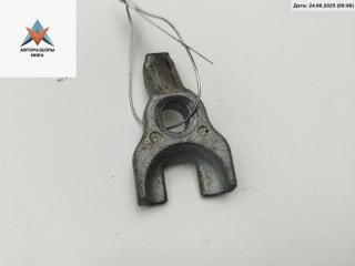 крепление форсунки BMW 3 серия E90/E91/E92/E93 [рестайлинг] 2008, 2.0 л., дизель, АКПП, серый, универсал, 13537809798