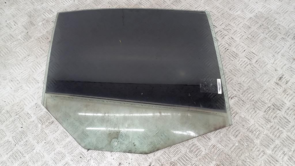 стекло двери задней правой BMW 5 E60/E61 2003, 2.2 л., бензин, МКПП, серый, седан