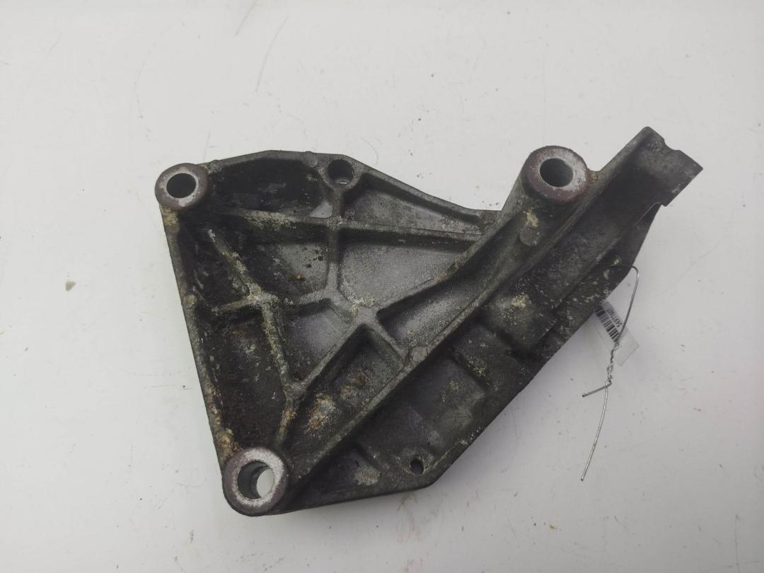 кронштейн (крепление) Opel Astra H 2004, 2.0 л., бензин, МКПП, зелёный, универсал, 9129341