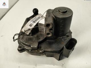 заслонка дроссельная Volkswagen Touareg 1 поколение 2006, 3.0 л., дизель, АКПП, чёрный, внедорожник 5 дв.