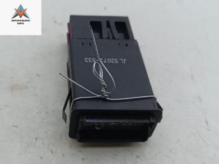 кнопка аварийной сигнализации Volkswagen Passat B5 1998, 1.6 л., бензин, МКПП, зелёный, универсал