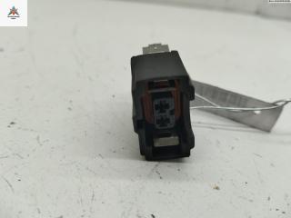 разъем (фишка) проводки Skoda Octavia mk1 (A4 1U) 2000, 2.0 л., бензин, МКПП, серый, универсал, 037973202