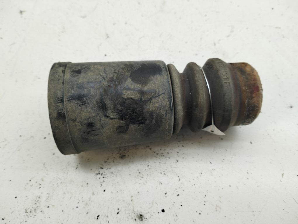 Отбойник подвески Volkswagen Passat B5+ (GP) 2002, 2.0 л., бензин, МКПП, синий, универсал, 8D0412131F