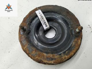 Опора амортизатора переднего (верхняя) Volkswagen Passat B5 1998, 1.6 л., бензин, МКПП, зелёный, универсал, 8D0412065