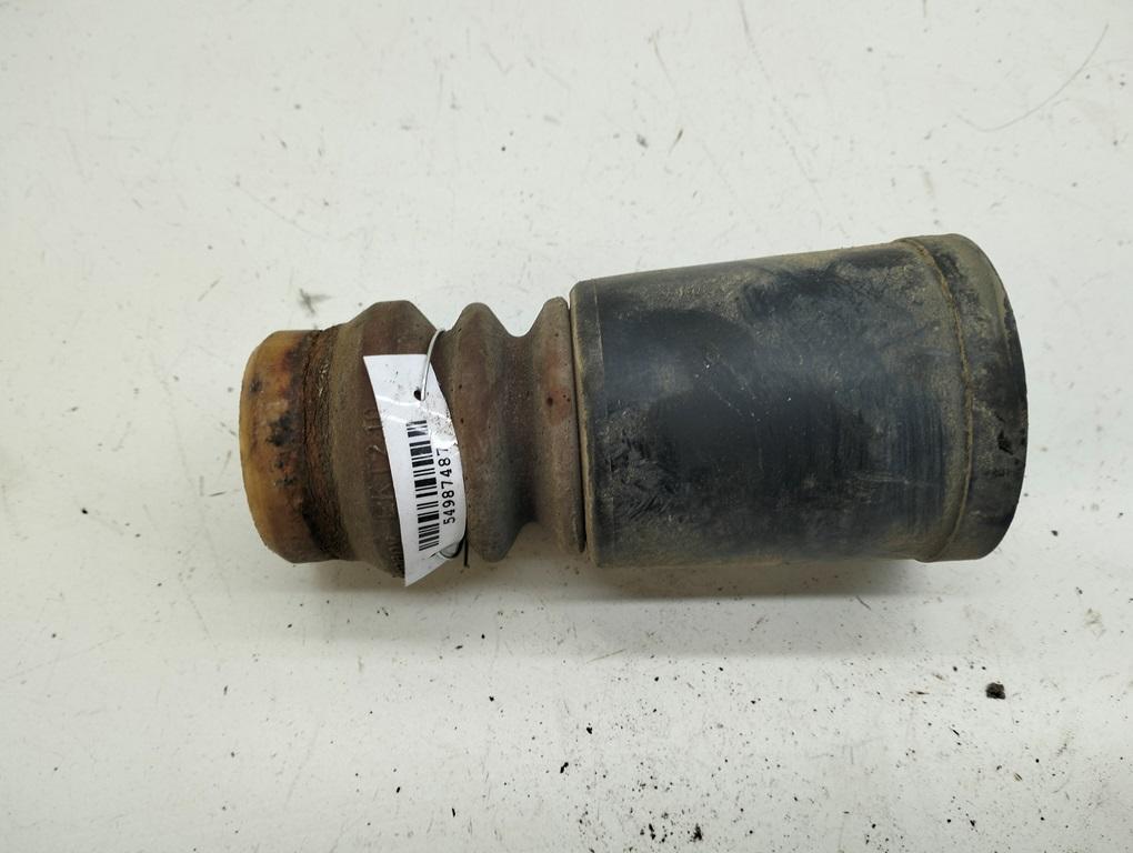 пыльник и отбойник амотртизатора Volkswagen Passat B5 1998, 1.8 л., бензин, МКПП, красный, универсал, 8D0412131F