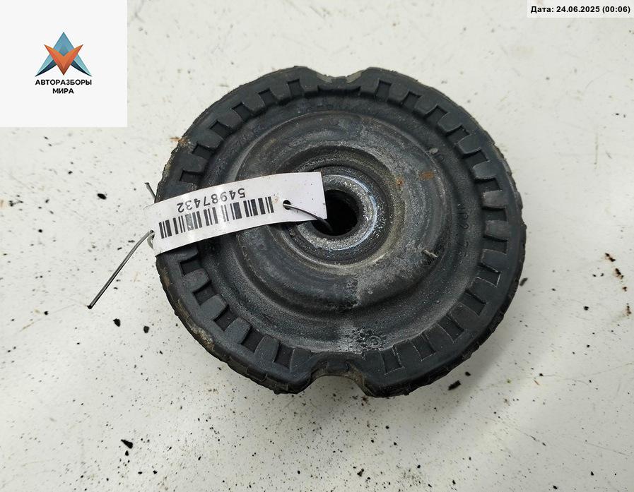 Отбойник подвески Volkswagen Passat B5 1999, 1.6 л., бензин, МКПП, серый, универсал, 4D0412377F - фото №1