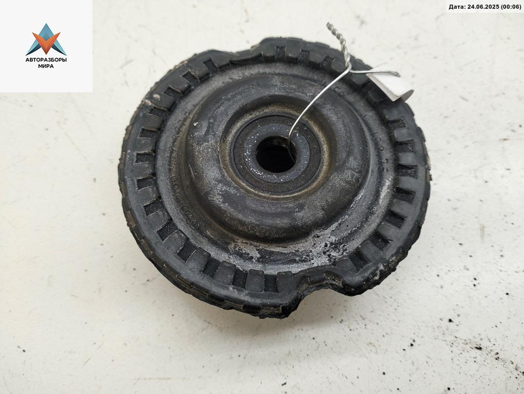 Отбойник подвески Volkswagen Passat B5 1999, 1.6 л., бензин, МКПП, серый, универсал, 4D0412377F - фото №1