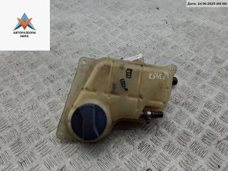 бачок расширительный Volkswagen Passat B5 1997, 1.6 л., бензин, 8D0121403J