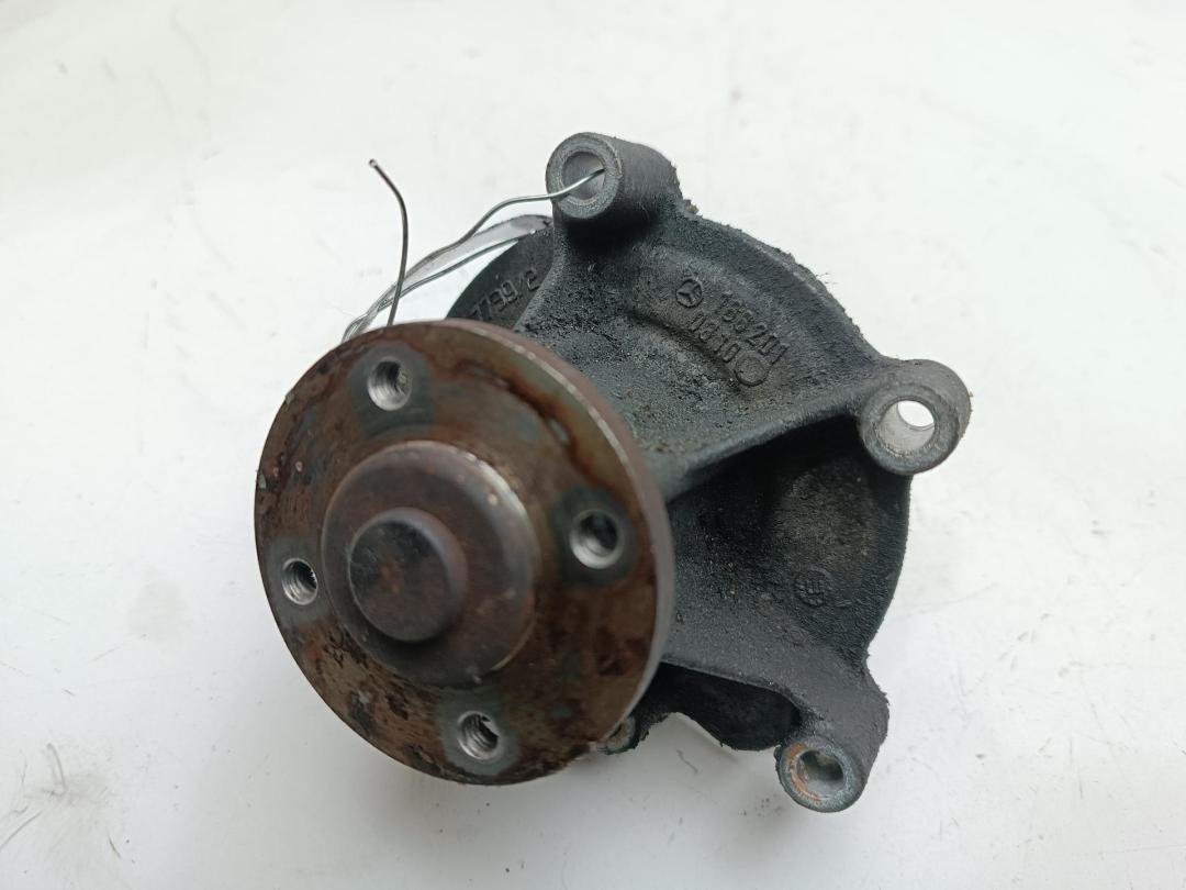 насос антифриза дополнительный Mercedes-Benz Vaneo W414 2003, 1.7 л., дизель, МКПП, серый, минивэн, 1662010310
