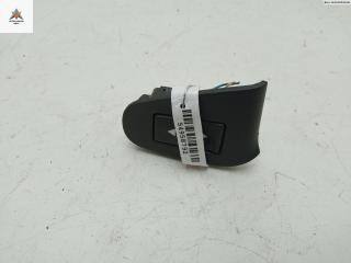 кнопка стеклоподъемника переднего правого Fiat Stilo 1 поколение 2003, 1.6 л., бензин, МКПП, синий, универсал