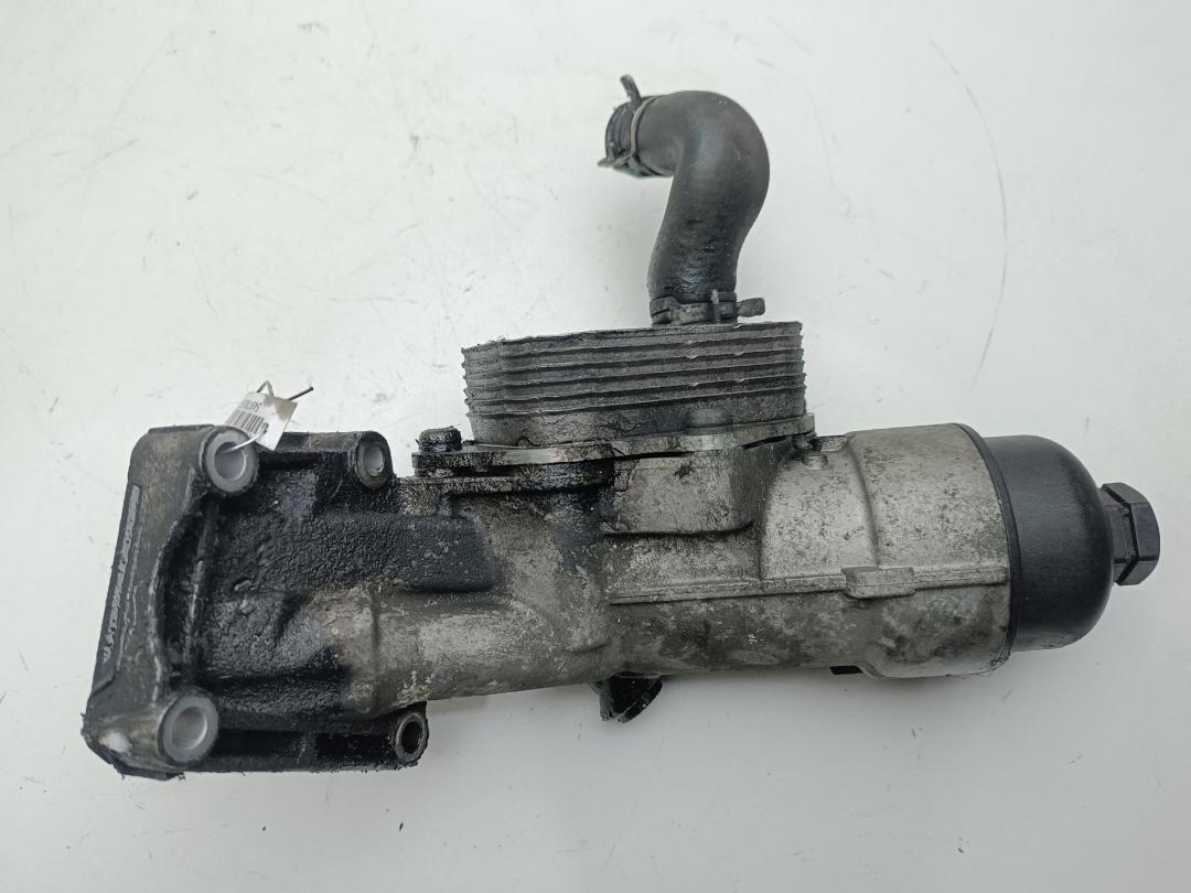 корпус масляного фильтра Mercedes-Benz Vaneo W414 2003, 1.7 л., дизель, МКПП, минивэн, 6681800210