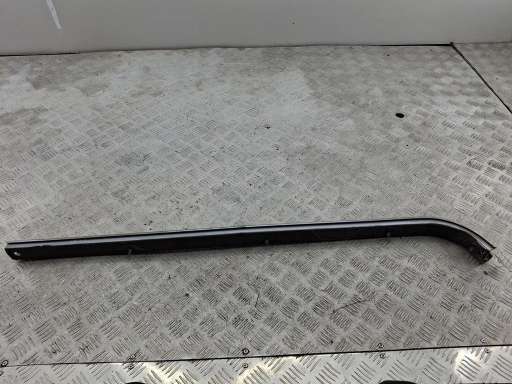 Направляющая сдвижной двери (салазка) правая Mercedes-Benz Vito 2008, 2.2 л., дизель, МКПП, белый, микроавтобус, A6387660237