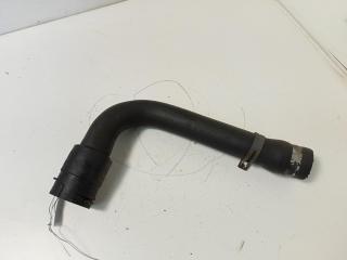 патрубок радиатора Volkswagen Passat B5 1998, 1.8 л., бензин, 8D0121101K