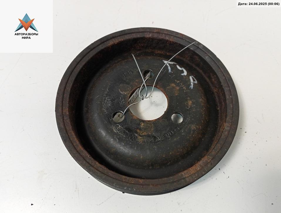 шкив насоса гидроусилителя Volkswagen Passat B5 1998, 1.8 л., бензин, МКПП, синий, универсал, 058145255B - фото №1