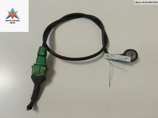 датчик детонации Volkswagen Passat B5 1998, 1.8 л., бензин, МКПП, синий, универсал, 054905377H