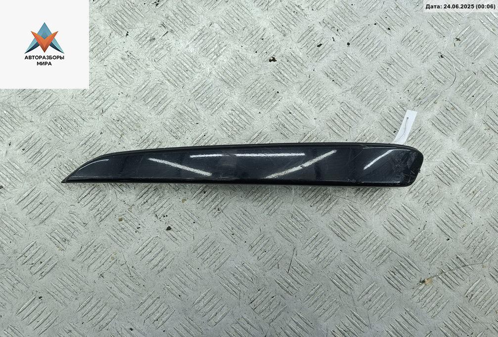 накладка декоративная Opel Astra H 2004, 1.6 л., бензин, МКПП, чёрный, хетчбэк 5 дв., 13121995 - фото №1