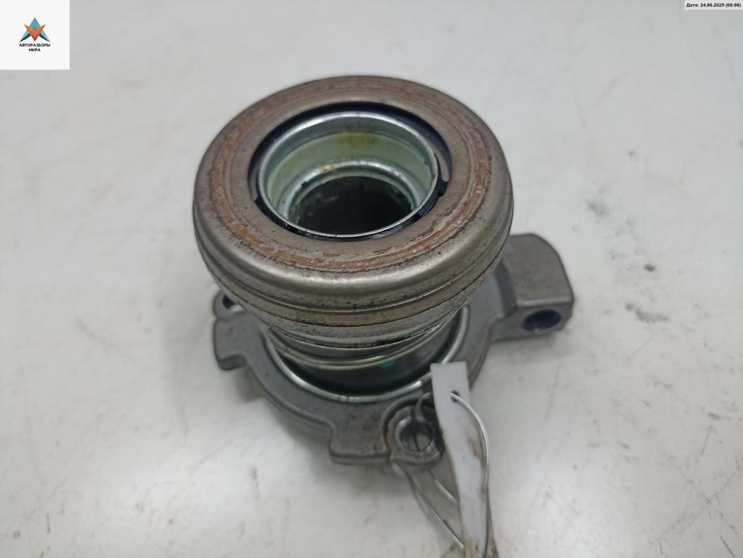 цилиндр сцепления рабочий Opel Astra H 2004, 1.6 л., бензин, МКПП, чёрный, хетчбэк 5 дв. - фото №1