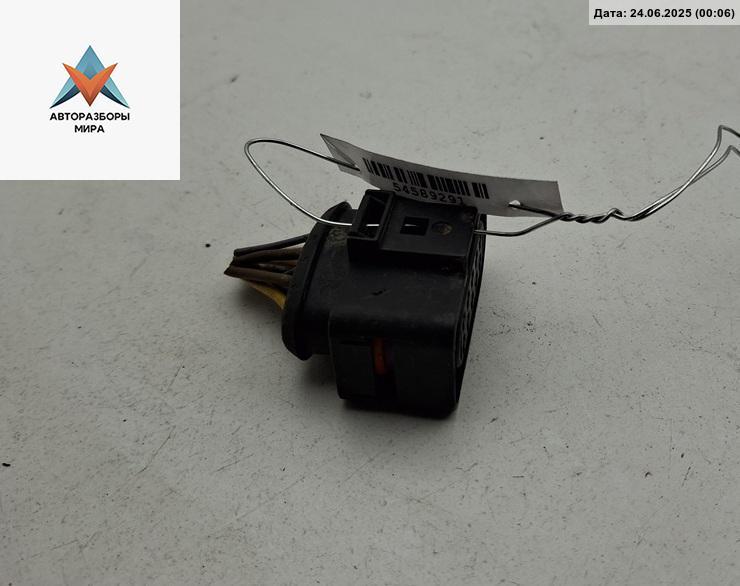 разъем (фишка) проводки Volkswagen Golf 4 поколение 2000, 1.4 л., бензин, МКПП, синий, хетчбэк 5 дв., 1J0973735 - фото №1