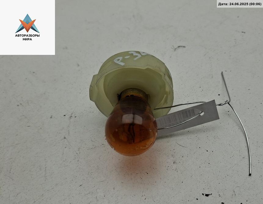 Патрон лампы фары Volkswagen Golf 4 поколение 2000, 1.4 л., бензин, МКПП, синий, хетчбэк 5 дв., 149601 - фото №1