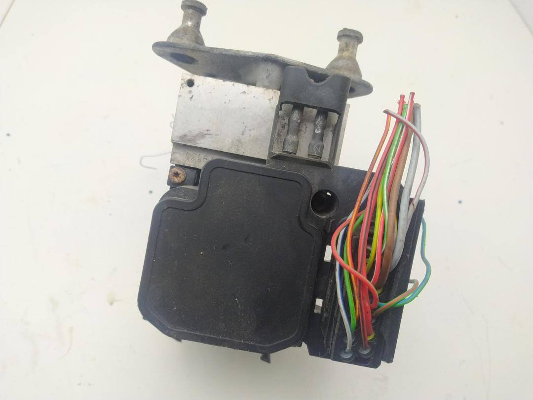 блок ABS Mercedes-Benz Vaneo W414 2001, 1.9 л., бензин, АКПП, серый, минивэн, 0044310912
