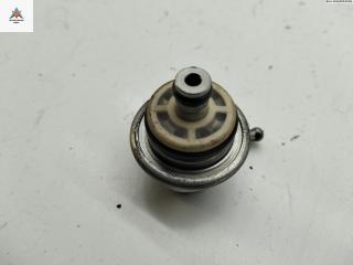 регулятор давления топлива Volkswagen Golf 4 поколение 2002, 1.4 л., бензин, МКПП, чёрный, хетчбэк 3 дв., 036133035A