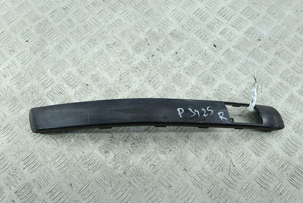 молдинг переднего бампера Fiat Stilo 2003, 1.6 л., бензин, МКПП, синий, универсал, 1821920131