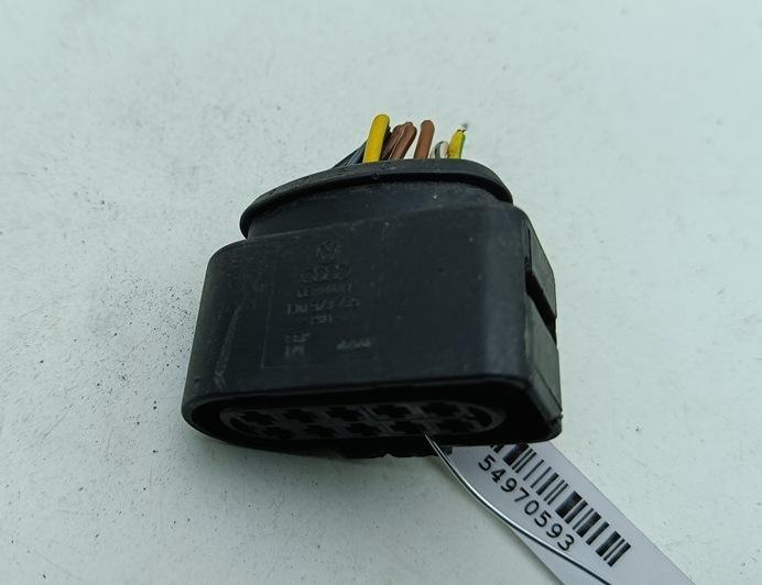 разъем (фишка) проводки Audi A6 C5 2002, 2.5 л., дизель, АКПП, чёрный, универсал, 1J0973735