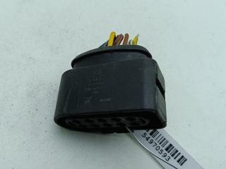 разъем (фишка) проводки Audi A6 4B/C5 [рестайлинг] 2002, 2.5 л., дизель, АКПП, чёрный, универсал, 1J0973735