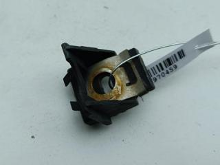 кронштейн (крепление) Audi A6 4A/C4 1994, 2.6 л., бензин, МКПП, красный, седан