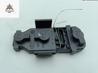 панель заднего левого фонаря Audi A6 4B/C5 [рестайлинг] 2002, 2.5 л., дизель, АКПП, чёрный, универсал