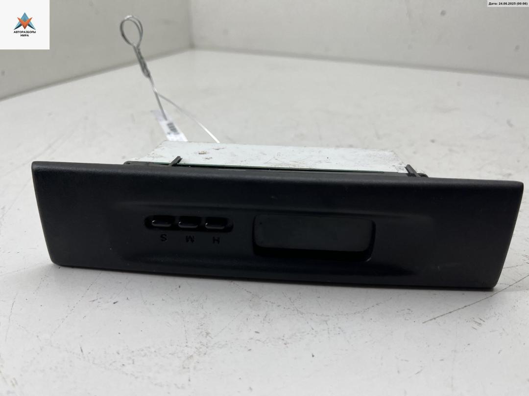 часы Suzuki Baleno 1 поколение 1995, 1.6 л., бензин, МКПП, зелёный, седан, 8AD510 - фото №1