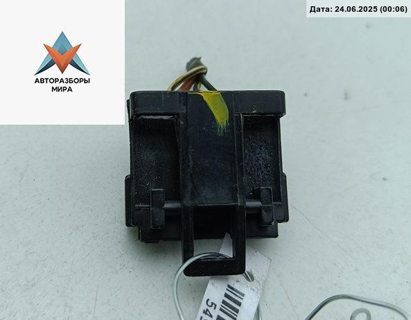 разъем (фишка) проводки Opel Zafira 2 поколение (B) 2005, 1.9 л., дизель, МКПП, чёрный, минивэн - фото №1