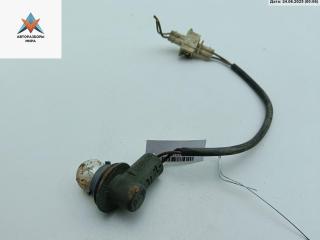 Патрон лампы фары Volkswagen Passat B3 1991, 1.8 л., бензин, МКПП, красный, универсал