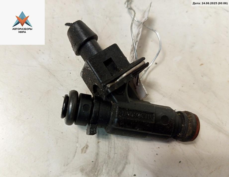 форсунка Mercedes-Benz M-Class ML W163 2000, 3.7 л., бензин, АКПП, серый, внедорожник 5 дв., A1120780049 - фото №1