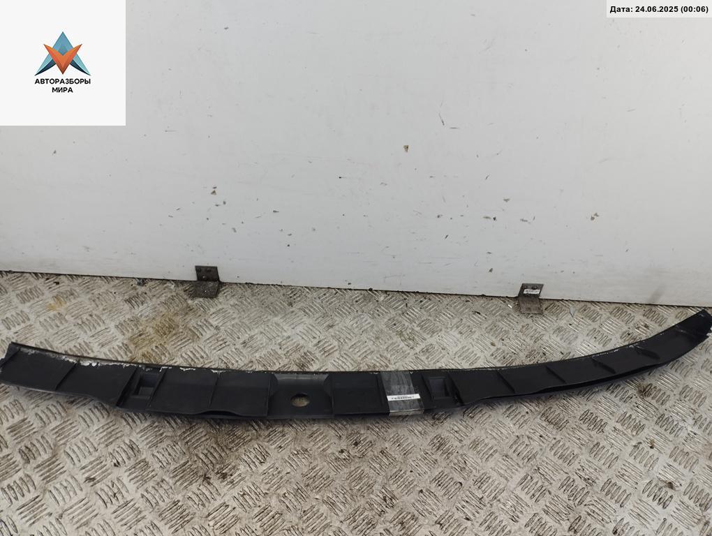 дождевик Audi A6 4A/C4 1994, 2.6 л., бензин, МКПП, красный, седан, 4A1819417 - фото №1