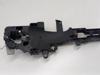 Корпус (держатель) ручки двери передней правой BMW 1 серия E81/E82/E87/E88 2005, 2.0 л., бензин, МКПП, серый, хетчбэк 5 дв.
