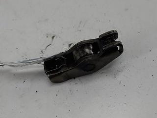 коромысло клапана (рокер) BMW 3 E46 2005, 2.0 л., дизель, АКПП, чёрный, универсал, 2248878