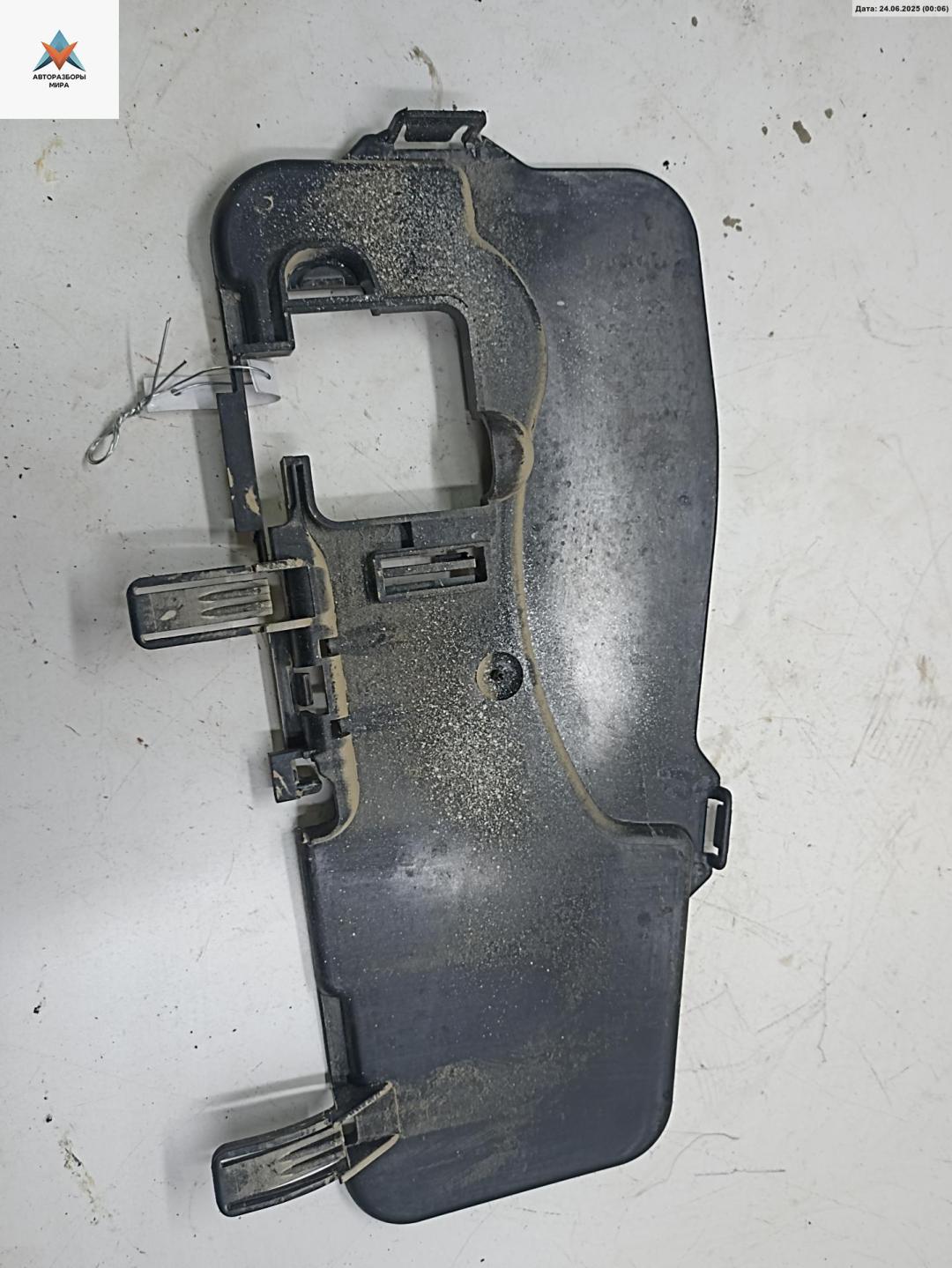 кронштейн (крепление) Opel Astra G 1999, 1.8 л., бензин, АКПП, серый, универсал, 90561127 - фото №1