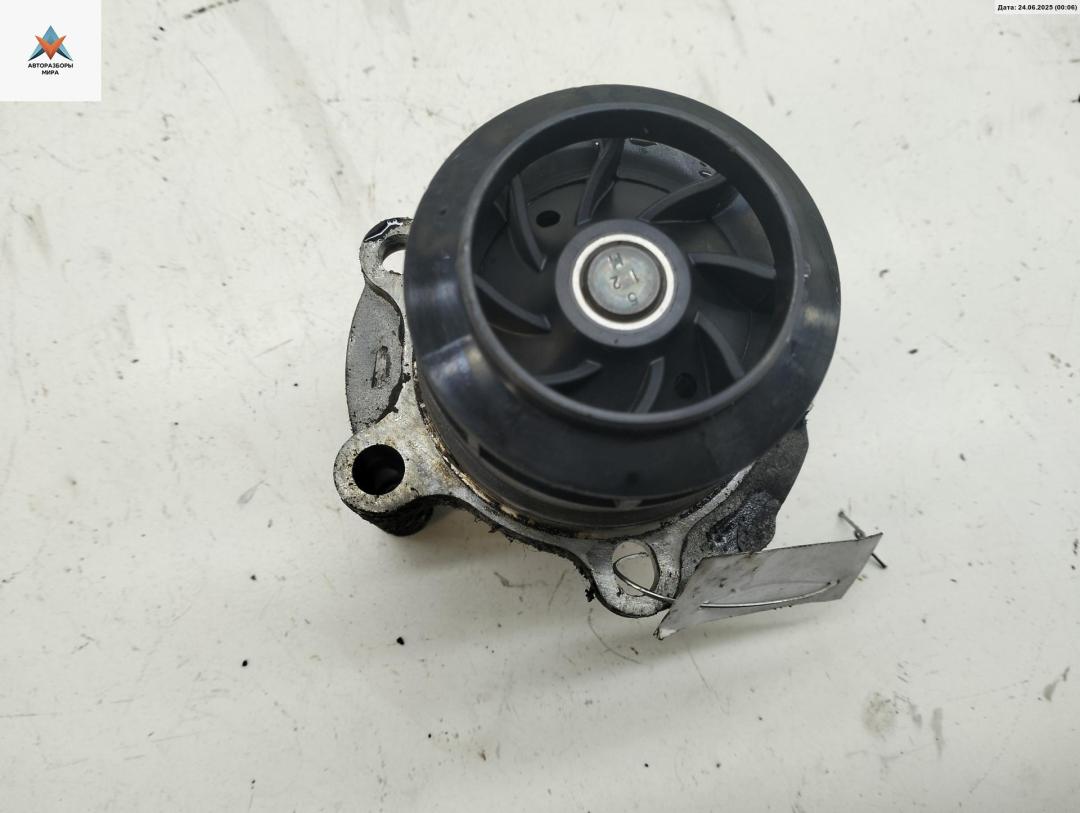 насос антифриза дополнительный Volkswagen Touran 1 поколение 2004, 2.0 л., дизель, МКПП, серый, минивэн, INA - фото №1