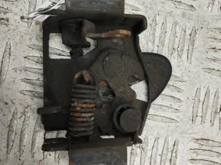 замок капота Volkswagen Sharan 1 поколение [рестайлинг] 2002, 2.0 л., бензин, МКПП, серый, минивэн, 7M3823509