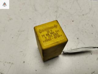 Реле стеклоочистителя (дворников) Renault Laguna 1 поколение [рестайлинг] 1999, 1.8 л., бензин, МКПП, зелёный, универсал, 7700414741