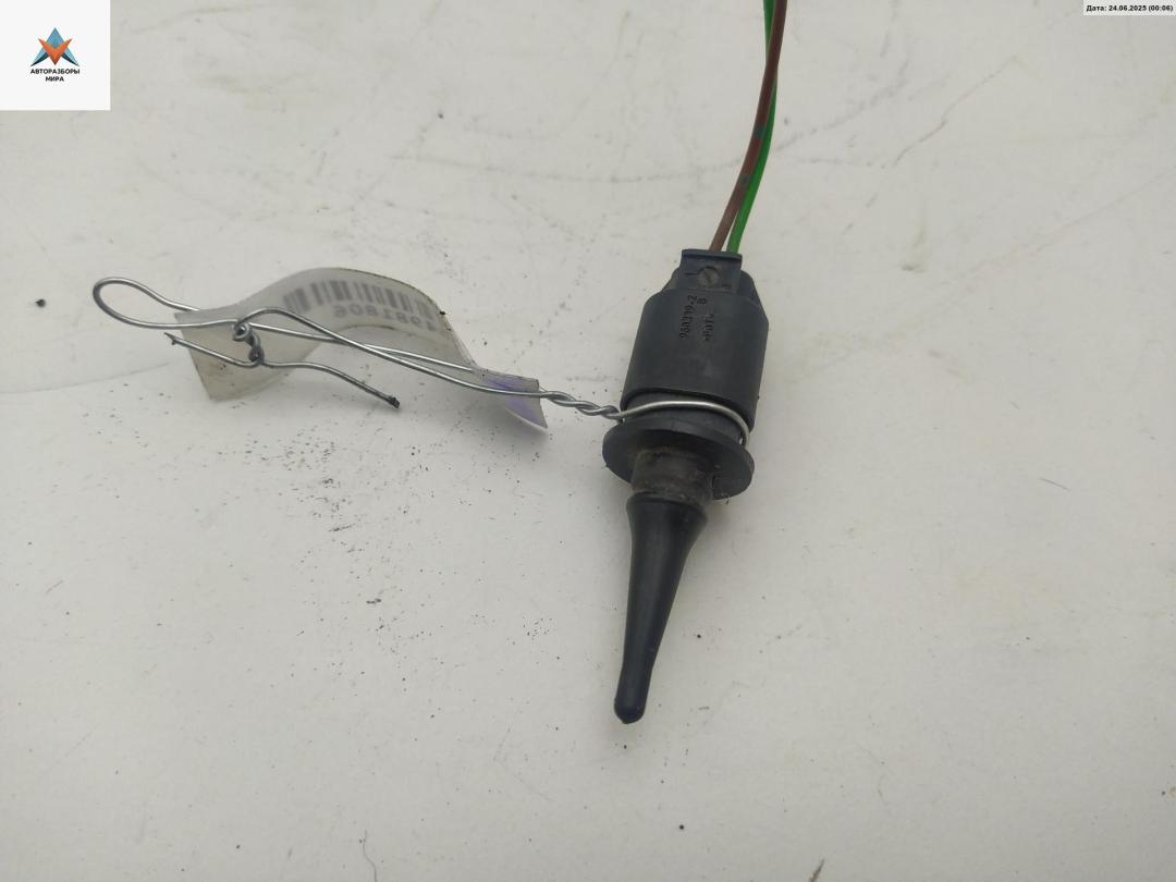 датчик температуры Mercedes-Benz Vaneo W414 2001, 1.9 л., бензин, АКПП, серый, минивэн, 0005428418 - фото №1