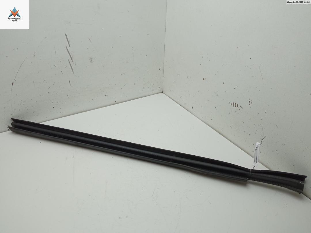 молдинг двери передней левой Fiat Ulysse 1 поколение 1998, 2.1 л., дизель, МКПП, серый, минивэн - фото №1